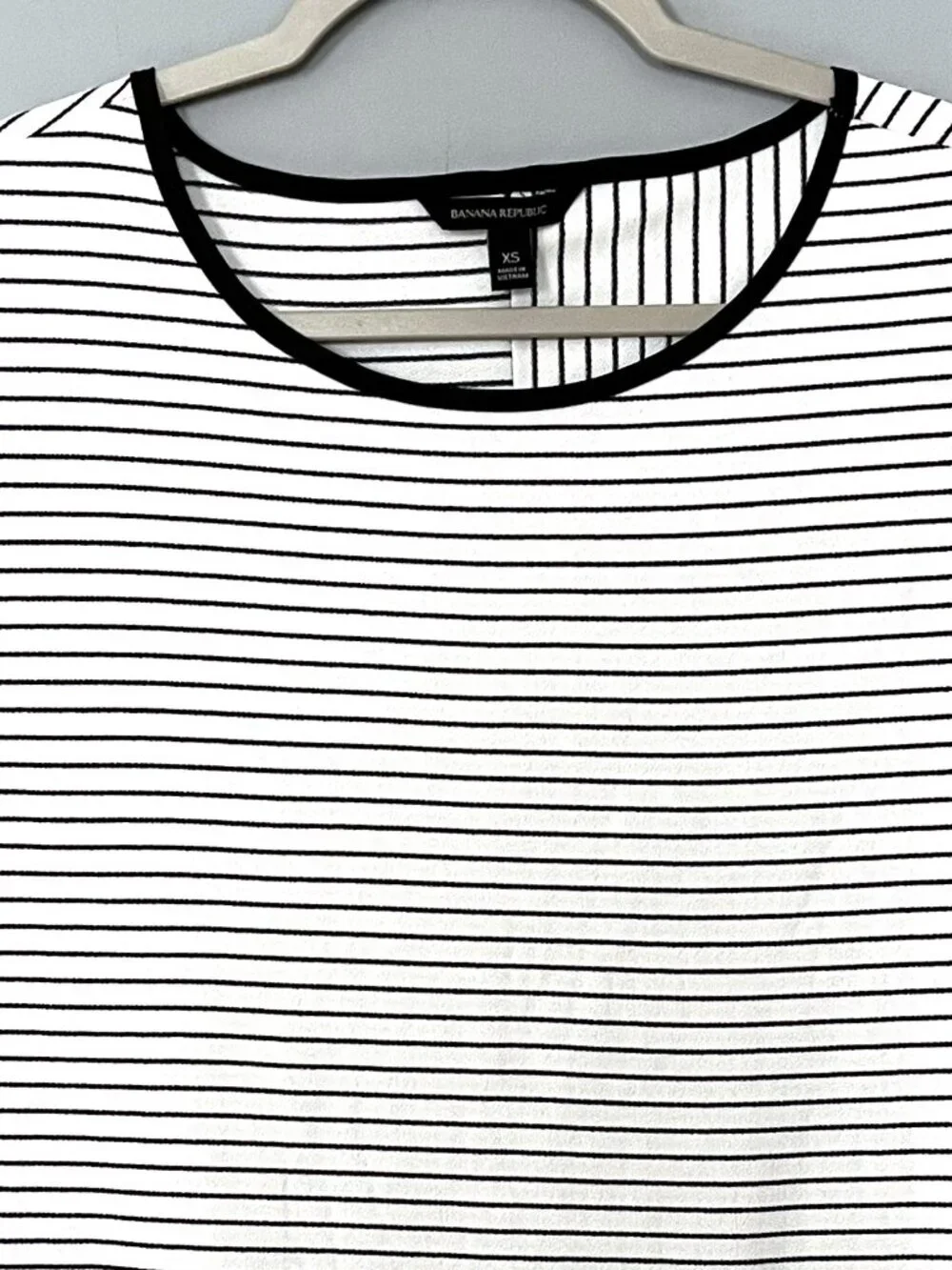 Banana Republic Blouse (White/Black) XS